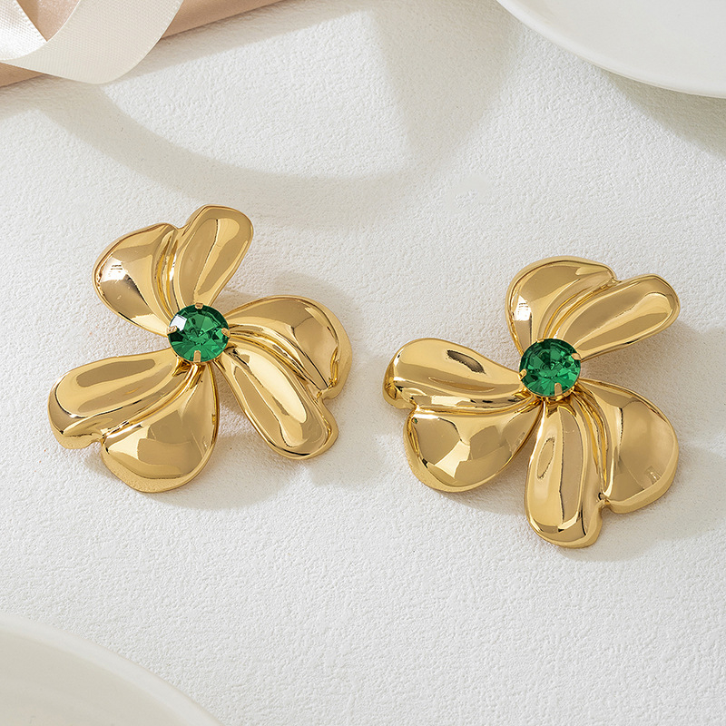 Geometriai formájú fülbevalók ötvözetből, elektroplakálás, rozsdamentes acél fülpálcák, márka Nothing (Anyag: ötvözet; Eljárás: elektroplakálás; Forma: geometriai; Fülpálcák: rozsdamentes acél; Márka: Nothing)