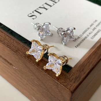 Naušnice, bakren materijal, elektroplatiranje, brend Small Charming, stil Light Luxury, dizajn cvjetni