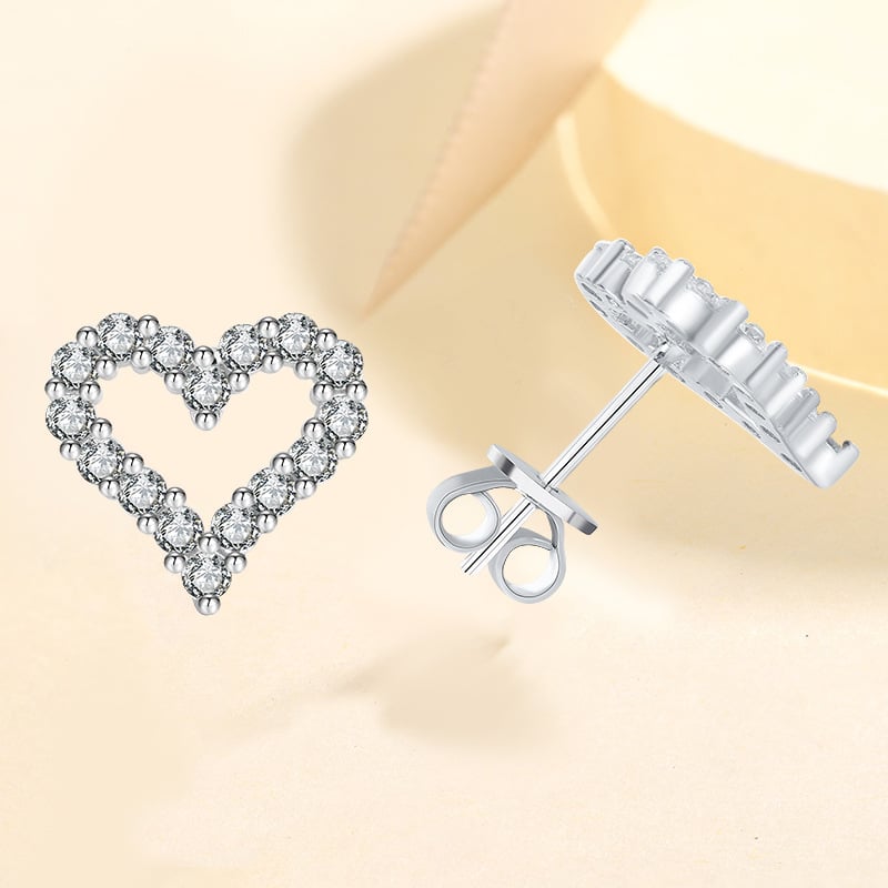 Овеци Moissanite от S925 стерлингово сребро — сърцевиден дизайн, разрез осем сърца и осем стрелки