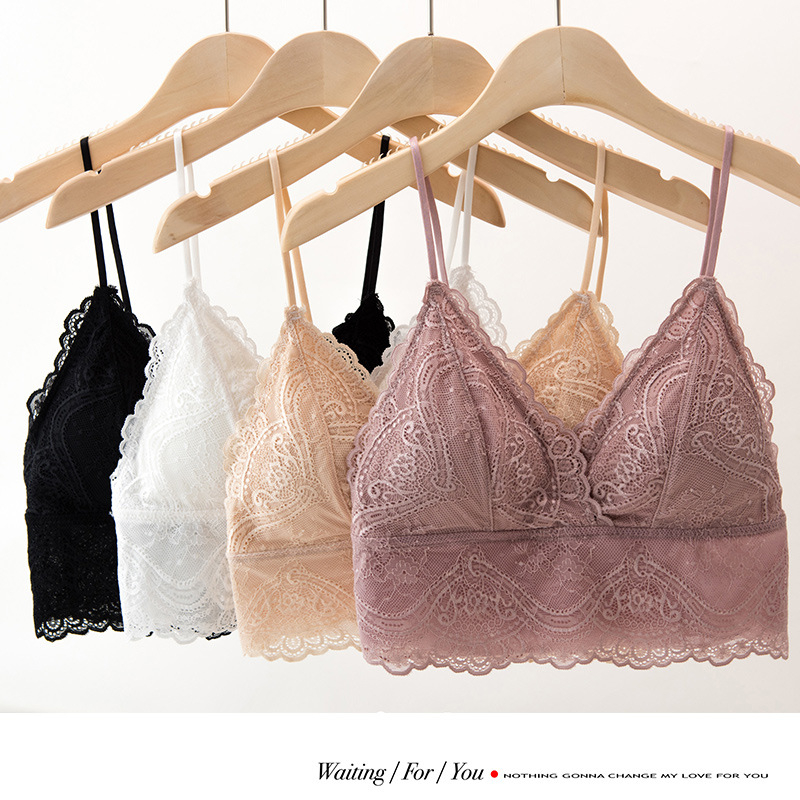 Σουτιέν γαλλικού στυλ με δαντέλα, χωρίς μεταλλικούς κρίκους, με πλήρες κάλυμμα και λεπτό διαμορφωμένο κύπελλο, νάιλον ύφασμα, σταθερές διπλές τιράντες, διαπνέον, όμορφη πλάτη