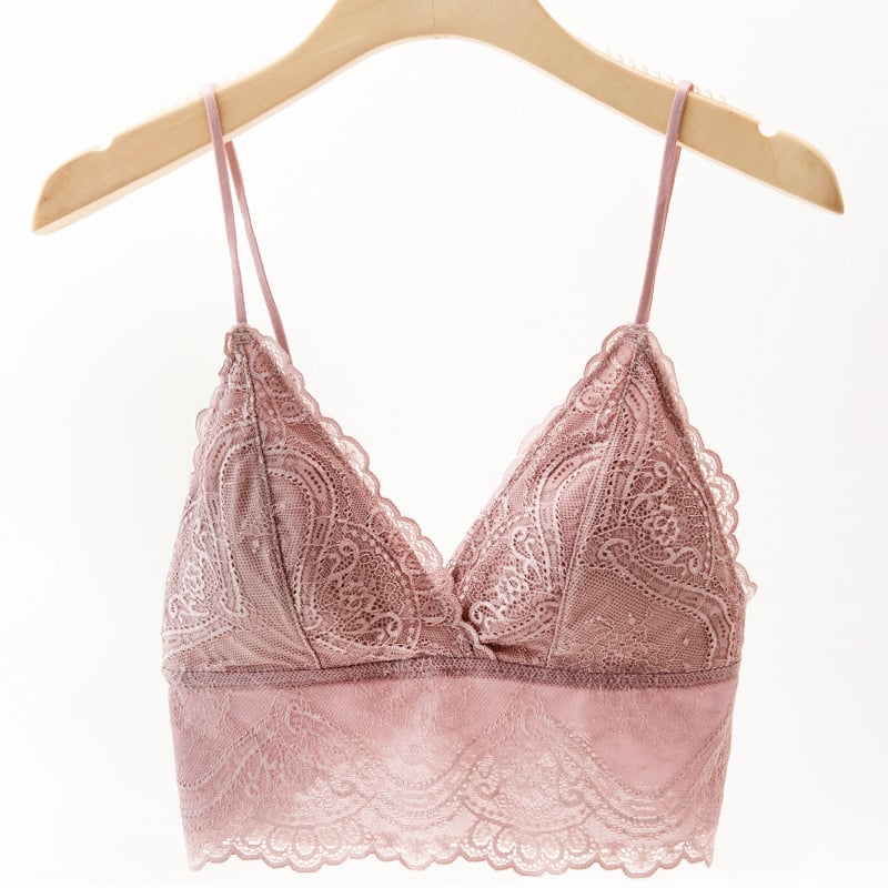 Σουτιέν γαλλικού στυλ με δαντέλα, χωρίς μεταλλικούς κρίκους, με πλήρες κάλυμμα και λεπτό διαμορφωμένο κύπελλο, νάιλον ύφασμα, σταθερές διπλές τιράντες, διαπνέον, όμορφη πλάτη