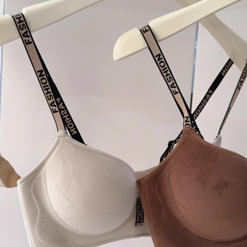 Nylon anyagú melltartó nőknek, vezeték nélküli, félkosaras kosár, formázott kosár: vékony felső rész, vastag alsó rész, kosár anyaga pamut