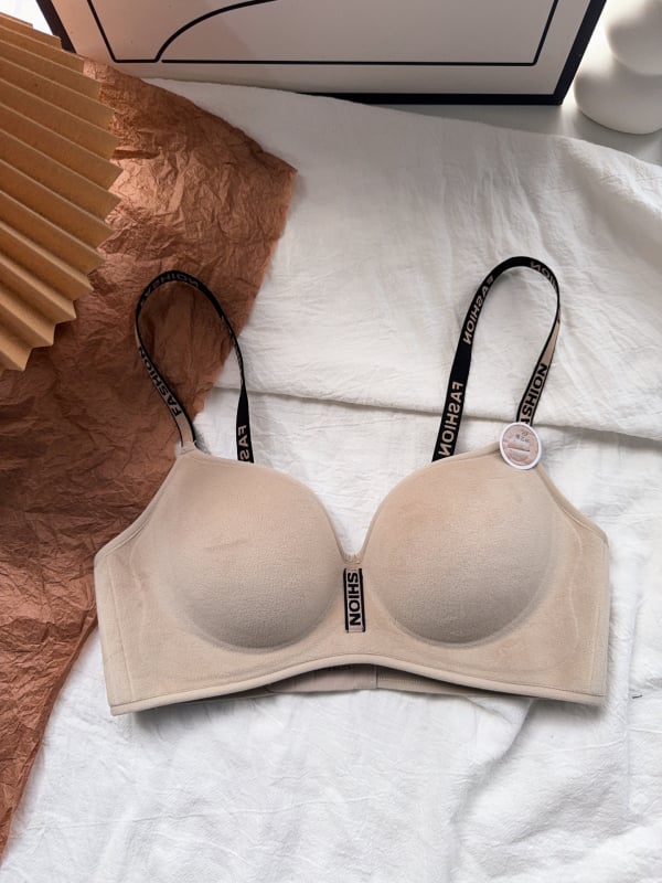 Nylon anyagú melltartó nőknek, vezeték nélküli, félkosaras kosár, formázott kosár: vékony felső rész, vastag alsó rész, kosár anyaga pamut