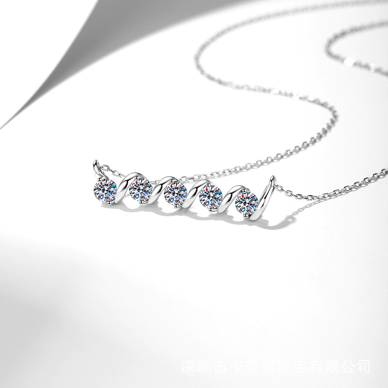 Nakit od srebra S925 s Moissanitom 1,5 ct D boje, privjesak, križni lanac, geometrijski dizajn, duljina 41–50 cm