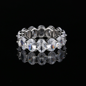 Prsten od srebra S925 s pavé dijamantima, geometrijski stil, težina 7 g, model R093