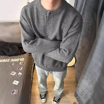 Muški pleteni pulover s okruglim izrezom, opuštenog kroja, dugih rukava, poliester smjesa