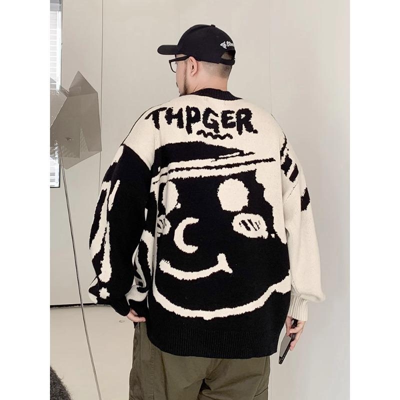 Pulover s jacquard uzorkom, okrugli izrez, dugi rukavi, slobodan kroj, mješavina poliester (96%)