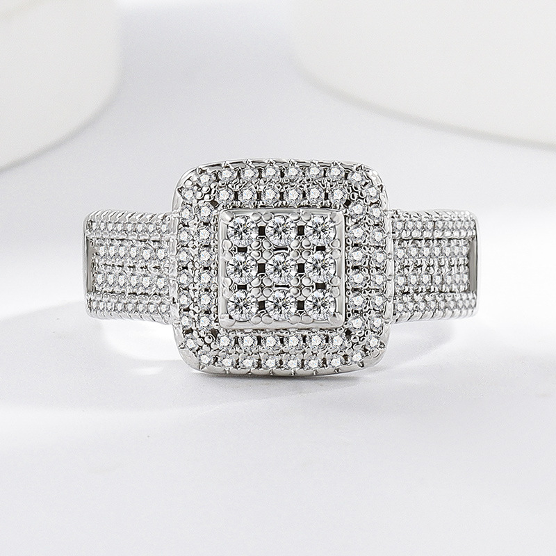 Rézgyűrű négyszögletes geometriai formával – elektroplatált felület, könnyed luxus stílusú kézhez illő ékszer