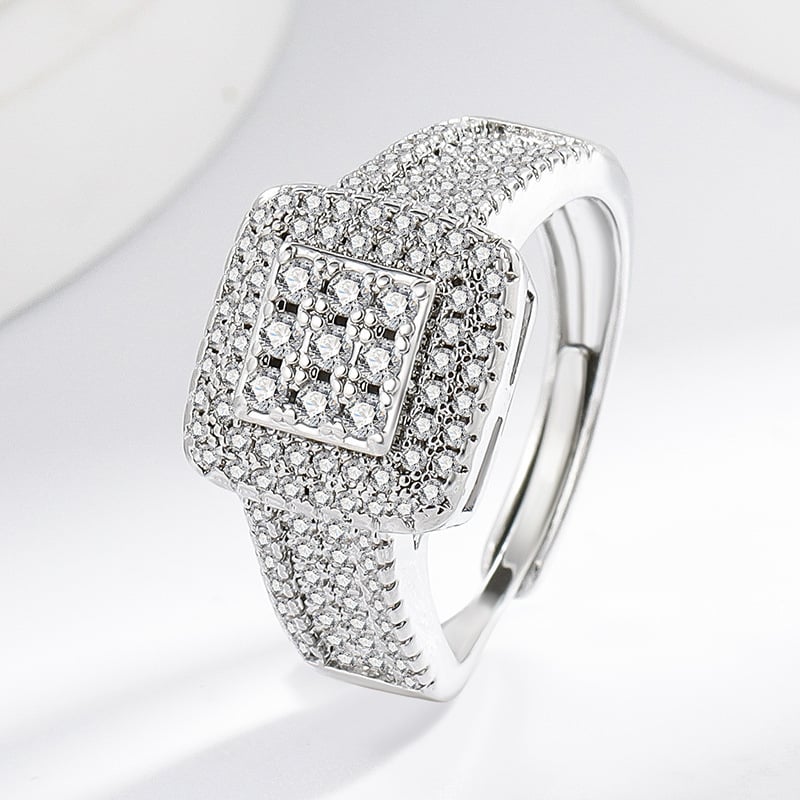 Rézgyűrű négyszögletes geometriai formával – elektroplatált felület, könnyed luxus stílusú kézhez illő ékszer