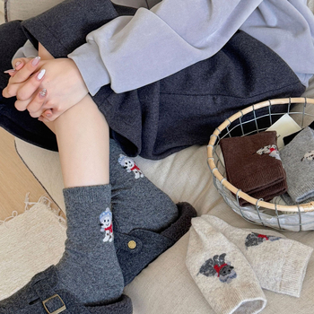 Vlnené ponožky strednej dĺžky, jednoduché pletenie, 176 ihiel, teplé na zimu