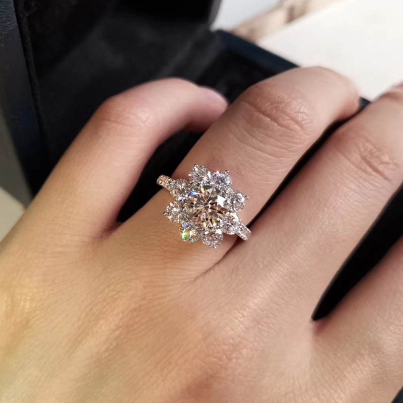 V arany napvirág gyűrű, geometriás dizájn, elektroplakált felület