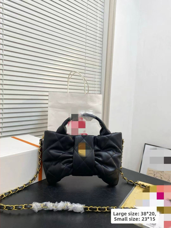 Torba od prave kože u obliku mašne, s džepom na zip, magnetsko zatvaranje, platnena podstava