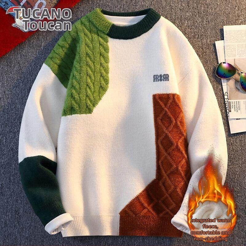 Pleteni pulover s okruglim izrezom, slobodan kroj, debeli materijal; poliester s dlakom zajca, detalj s našivkom