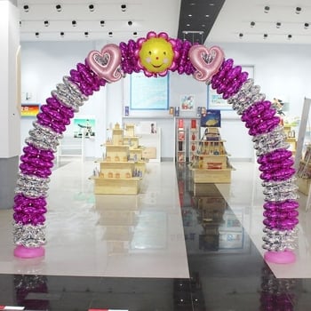 Lufiív ív állvány alapja esküvői dekorációhoz; ajándékba alkalmas; kategória: ajándékdoboz; használat: esküvő