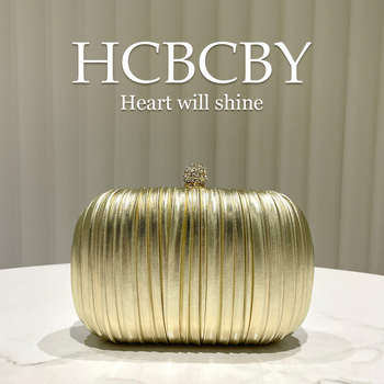 Kézitáska – doboz alakú | PU bőr, vízszintes négyzetes forma, csattal zár, poliészter bélés, határokon átívelő trend