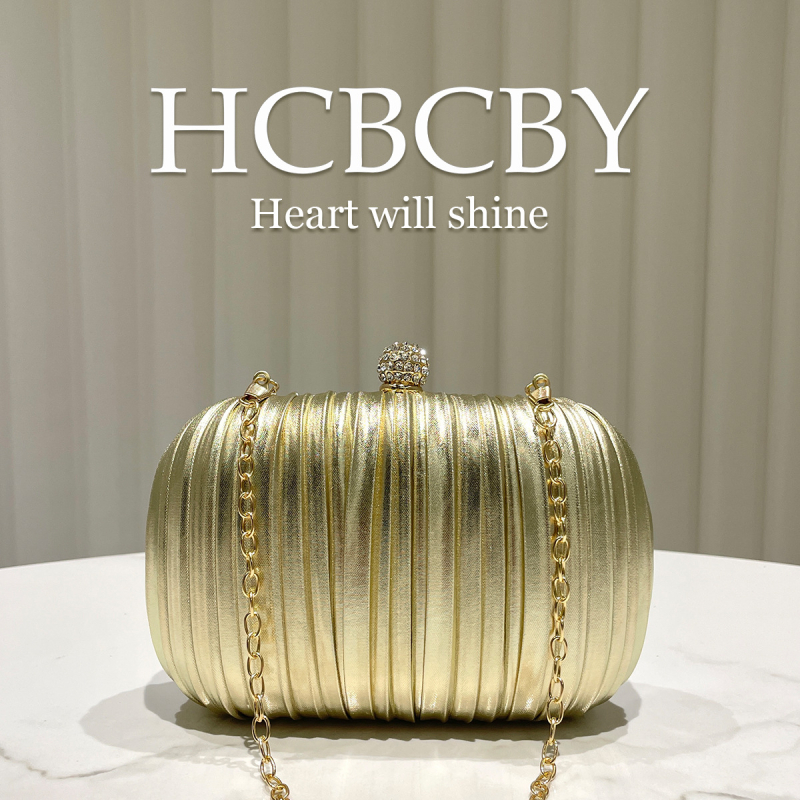 Kézitáska – doboz alakú | PU bőr, vízszintes négyzetes forma, csattal zár, poliészter bélés, határokon átívelő trend