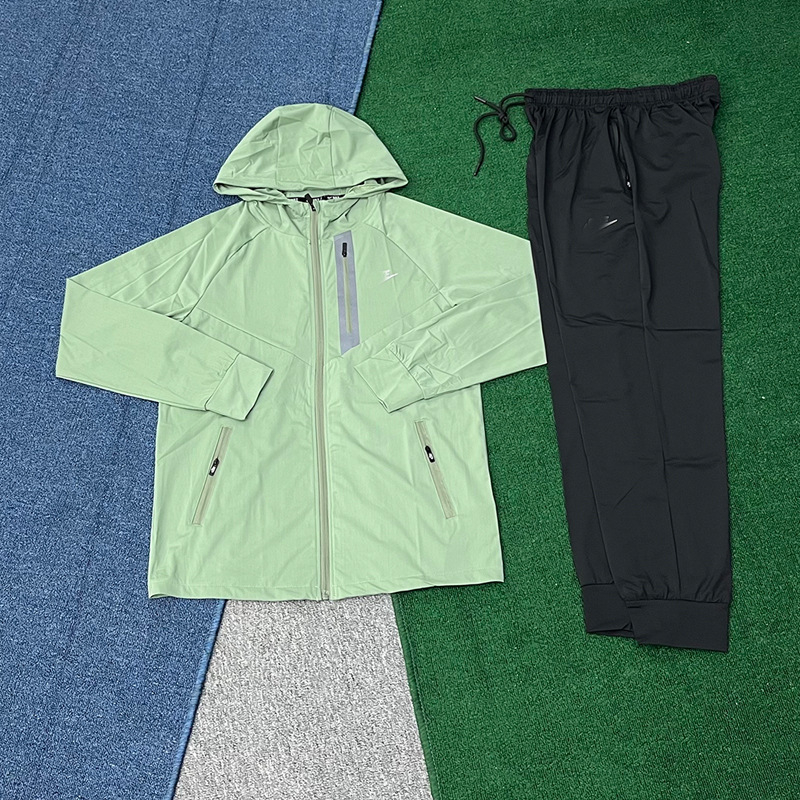 Мъжки комплект за спорт на открито: качулково яке за тичане с дълъг ръкав - Ice silk плат, Nylon 48%, подплата Lyocell 85% с Lycra