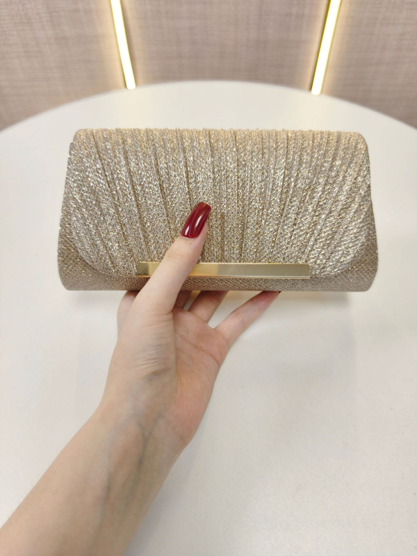 Lančana torbica, mala kvadratna ženska torbica, večernji clutch, tekstura sintetičke mikrovlaknast kože
