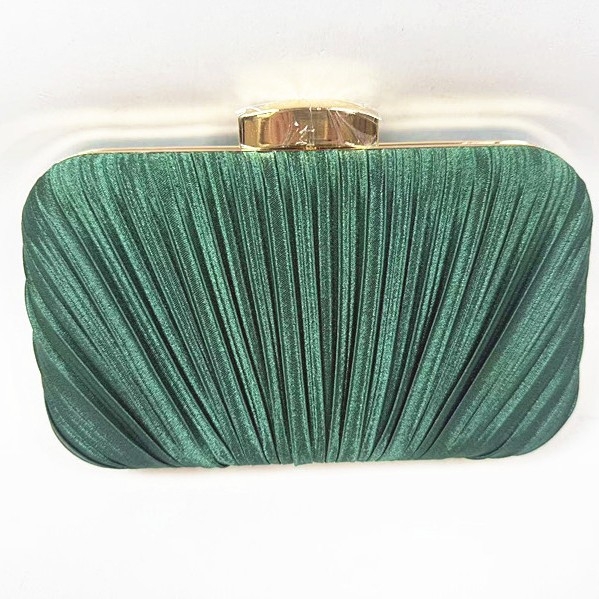 Večernja clutch torbica, mali kvadratnog stila, Materijal: poliester, Oblik: vodoravni pravokutnik, Način otvaranja: kopča, Unutarnji pretinac: džep za telefon