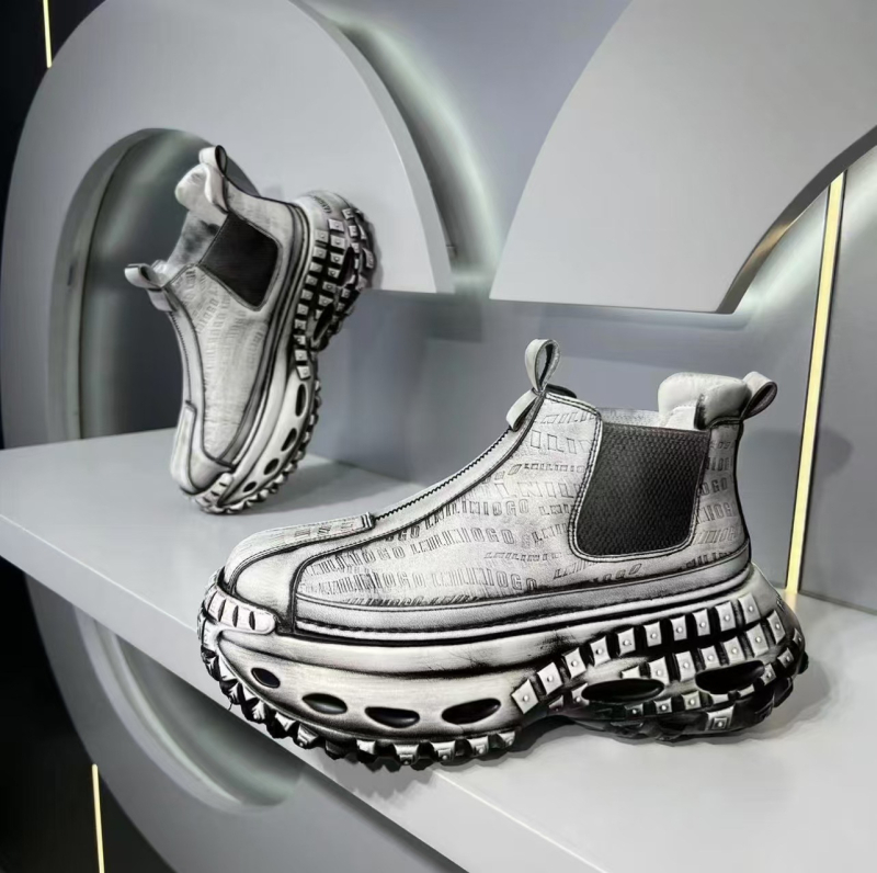 Muške visoke retro tenisice s gornjim dijelom od mikrovlakna, šiljat nos, debela potplat, vezanje, jesen 2024