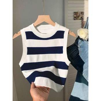 Ленена жилетка с райета, свободна кройка, пролет 2025