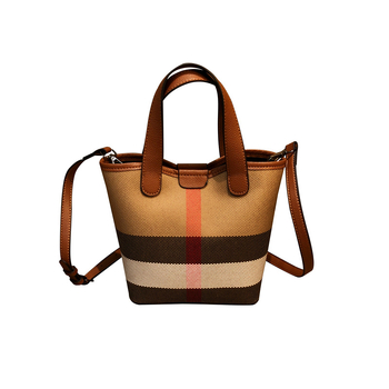 Ženska bucket torba, gradska jednostavnost, PU materijal, bucket bag stil, unutarnji džep sa zipom, jedna naramenica