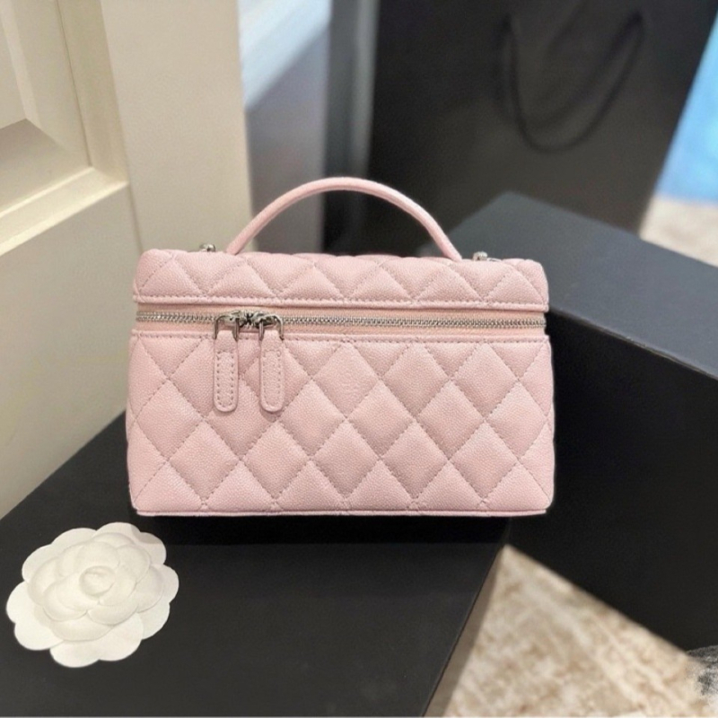 Kožna quiltirana crossbody torba, gradski jednostavan stil, vodoravni kvadratni oblik, zatvarač, platnena podstava