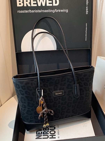 Geantă de umăr din PU cu imprimeu leopard, stil urban minimalist, închidere cu fermoar, buzunar interior cu fermoar și buzunar pentru telefon