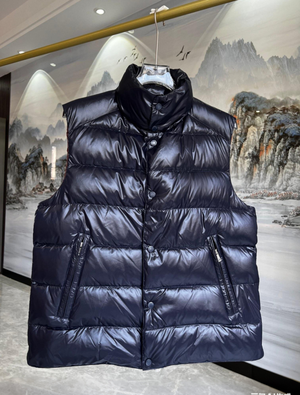 Muški down vest bez kapuljače sa stojećim ovratnikom, 86–90% perja, 700 FP, 100–150 g punila