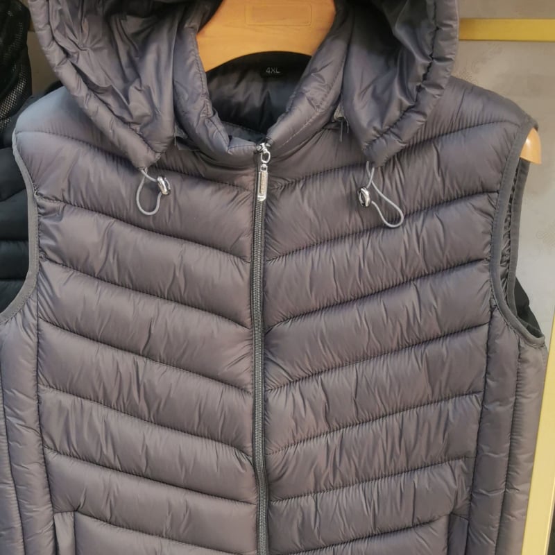 Ανδρικό γιλέκο με κουκούλα, παχτεμένο γέμισμα με πούπουλα, καρό corduroy με ριγέ, με γιακά ύψους και φερμουάρ