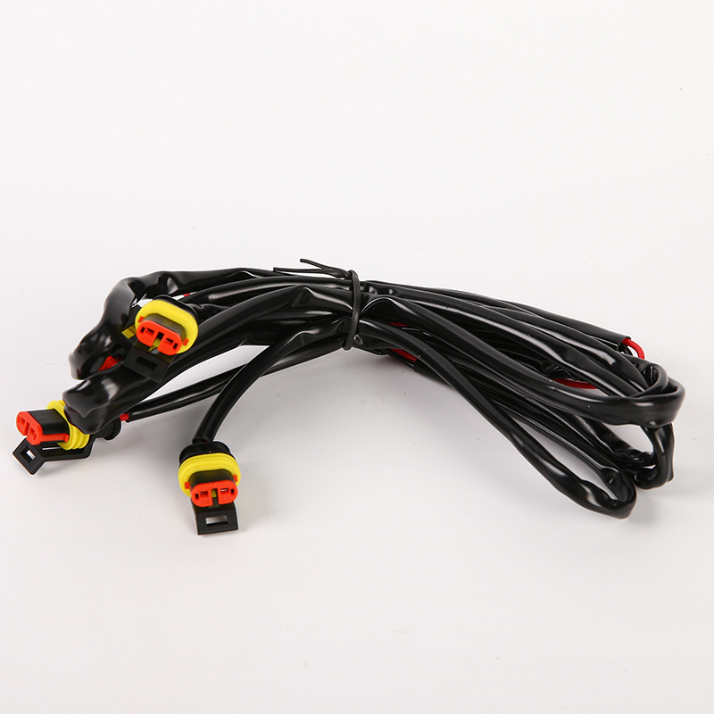 Univerzalno svjetlo za maglu za rešetku automobila — 4 LED, 12V, 4.8W, PS kućište, prilagodljivo