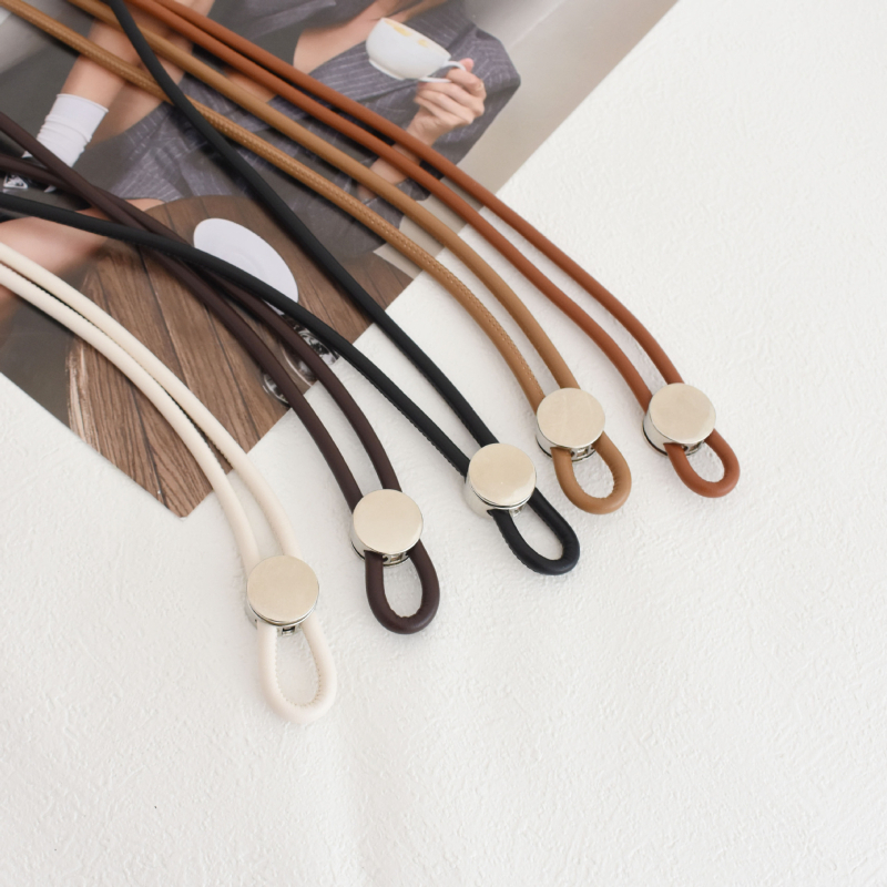 PU pojas s čvorom, metalna kopča, zatvaranje remenom, uska širina (<2 cm), elektroplating završna obrada