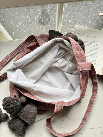 Canvas tote torba, gradski stil, uspravni kvadratni oblik, podstava od poliester i pamuk, džep za telefon