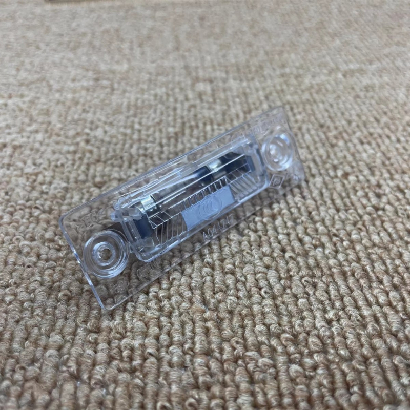 Lampa za registarsku oznaku za VW Passat Lingyu Lao Tengtuan, ABS kućište, Lu sheng izvor svjetla, dijelić 3BD 943 021