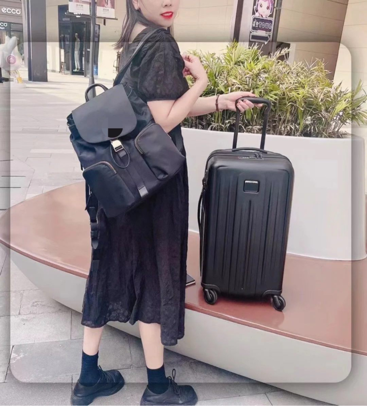 Unisex outdoor ruksak, lagan, velika kapacita 36–55L, vodootporan, pretinac za 13-inčni prijenosnik, najlonski materijal