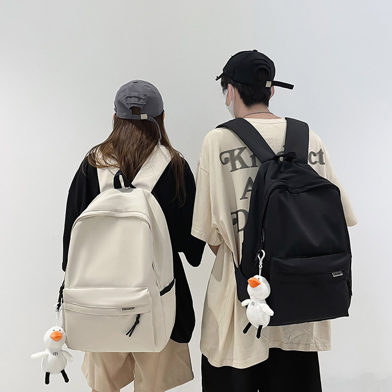 Unisex putnički ruksak, kapacitet 20-35L, nylon, zakrivljene naramenice, otporan na habanje