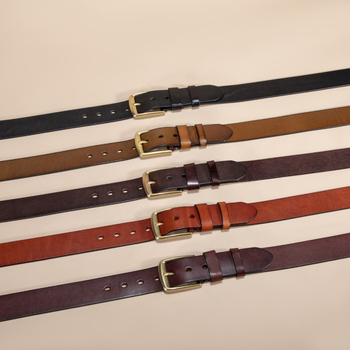 Пояс от естествена кожа – първи слой кравешка кожа, медна закопчалка с игла, ширина 2–4 см, стил винтидж