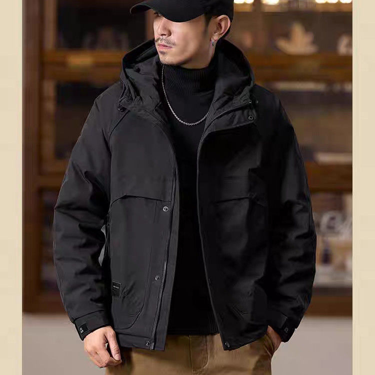 Muška jakna s kapuljom, debeli izolacijski sloj, za zimu, bočni džepovi.
