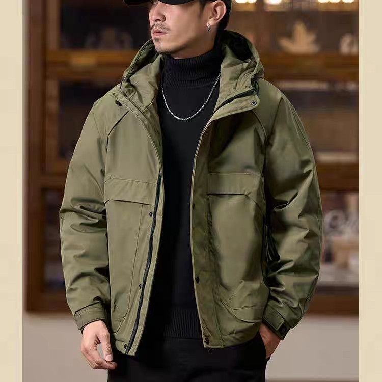 Muška jakna s kapuljom, debeli izolacijski sloj, za zimu, bočni džepovi.