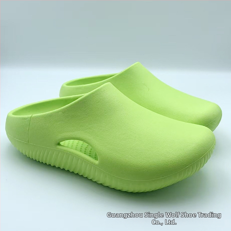 Sandale unisex cu acoperire totală a degetelor, curea cu un singur breloc, partea superioară EVA și talpa EVA, vârf rotund, toc plat de 2 cm, respirante și ușoare