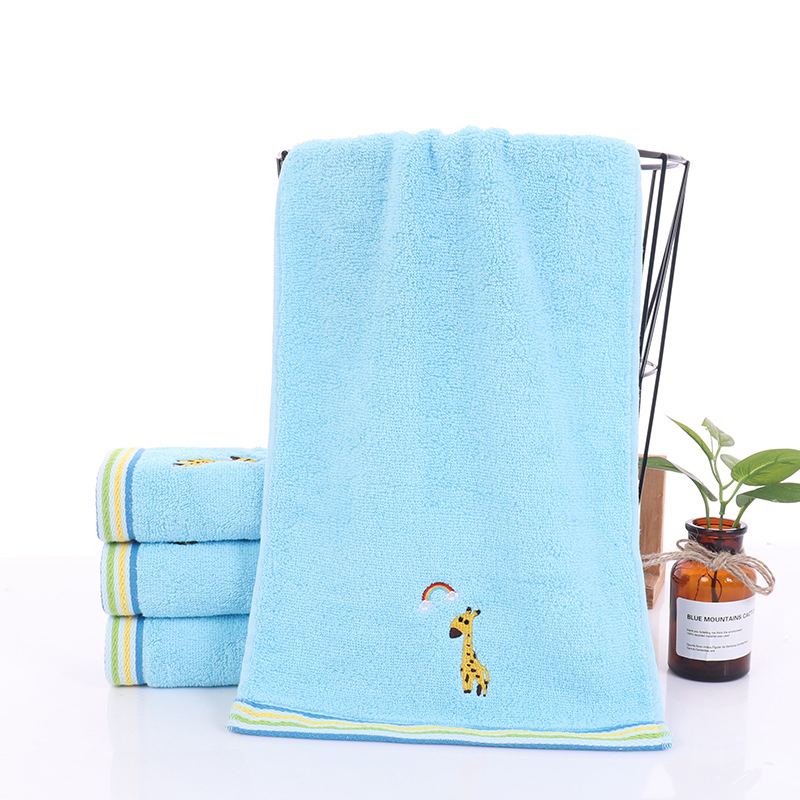 Dječji ručnik od 100% pamuka, mekan i upijajući, s crtić-motivom, džakard izvezeno, 32s pređa, težina 50–80 g, prilagodljiv