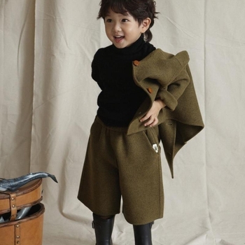 Korejskog stila dječji dvodijelni kostim od korduroja s smjesom kunićjeg krzna (<30%), dugi rukavi, kratke hlače, proljeće 2025