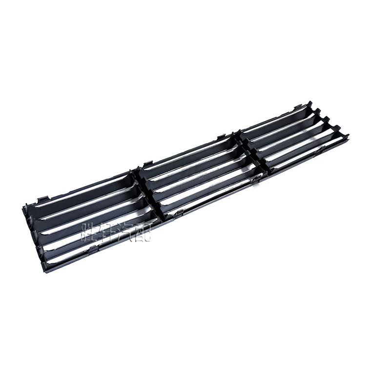 Donja prednja mreža rešetke za Volkswagen Passat B5.5 (01-05) – ABS plast