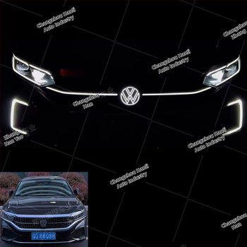 SvetlAjúce VW logo pre Sagitar, Passat, Magotan, Golf a Tiguan L – ABS plast; inštalácia v chladiacej zóne; kompatibilné s modelmi 2012–2025; neovplyvňuje ACC