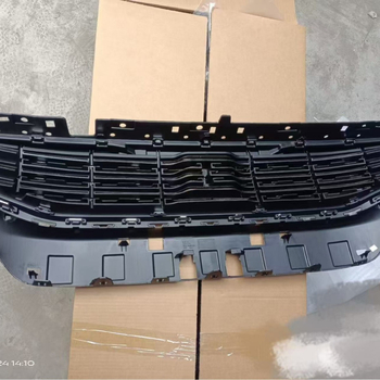 Središnja gornja rešetka za Peugeot 508 (2015–2018) – ABS plast, Broj dijela 98 091 175 XT, Ugradnja na branik