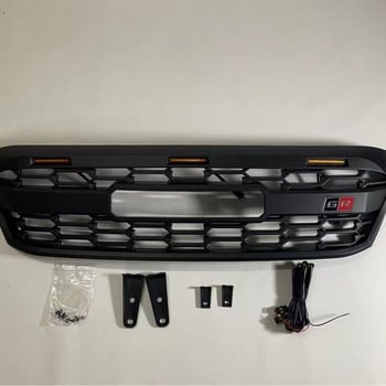 ABS műanyagból készült első grille Toyota Hilux Vigo (2008-2014) LED világítással, rögzítés a lökhárítóra