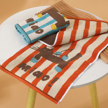 Gyerekeknek szóló pamut törölköző rajzfilmfigurás mintával, puha és nedvszívó; Anyag: pamut; Fonal: 32s; Gyártási folyamat: jacquard, hímzett szegély