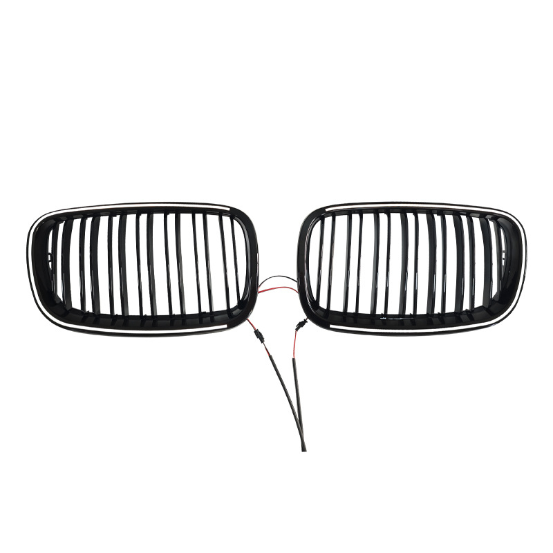 LED traka za rešetku radiatora BMW X5 E70/E71 (07-13), dvovodična zamjena, ABS plast