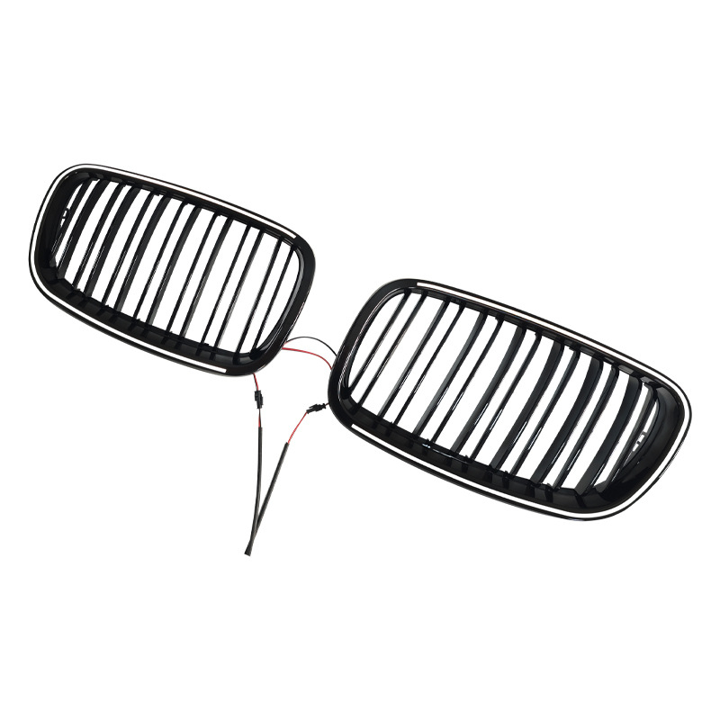 LED traka za rešetku radiatora BMW X5 E70/E71 (07-13), dvovodična zamjena, ABS plast
