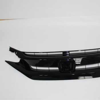 Rešetka hladnjaka za Honda Civic 10. generacije – ABS plastika; ugradnja na prednji branik; OE 71121-TET-H61; 2019+; težina 3,5 kg